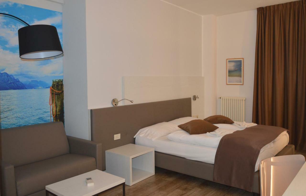Hotel Garni Selene Malcesine Exterior foto
